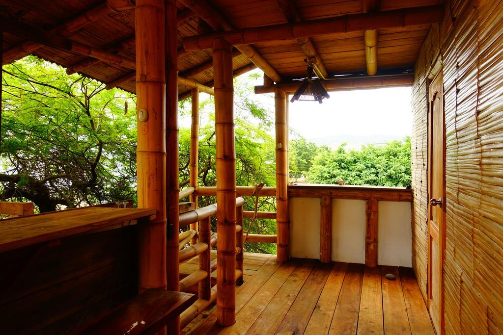 Hostal Monte Libano Puerto López Zewnętrze zdjęcie