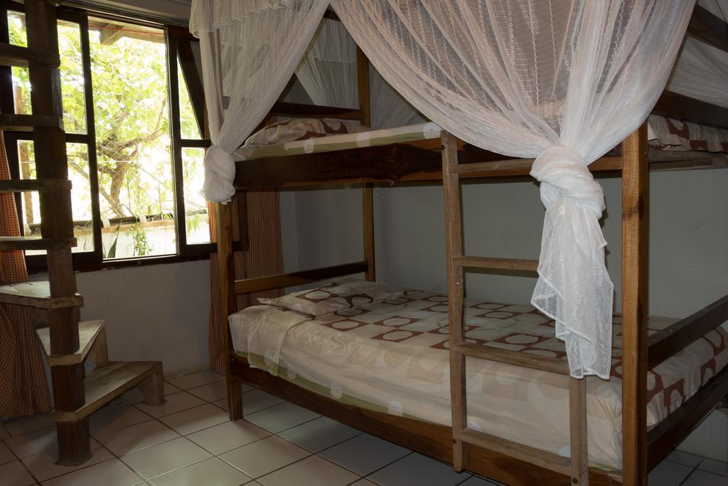 Hostal Monte Libano Puerto López Zewnętrze zdjęcie