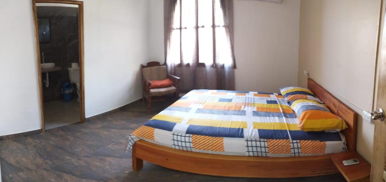 Hostal Monte Libano Puerto López Zewnętrze zdjęcie